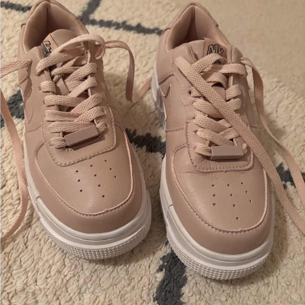 Nike Air Force 1 Pixel 🌸 - Picture 4 of 8
